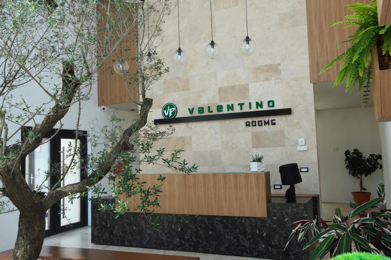 Valentino Rooms Focsani Ngoại thất bức ảnh